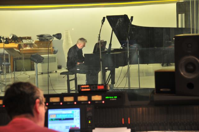 Bilder/ADRIAN VON RIPKA UND CHRISTOF HERINGER KLAVIERAUFNAHMEN 16.3.2013 BAUERSTUDIOS